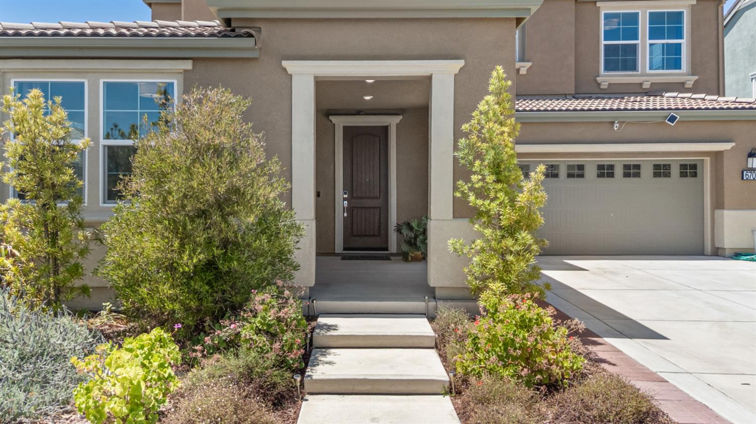 6707 Verbena Street