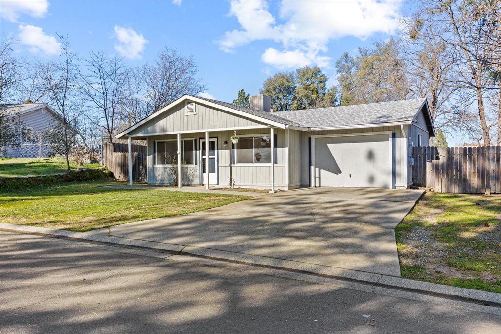 Photo of 464 Cappella Drive, Diamond Springs, CA 95619 (MLS # 226007112)