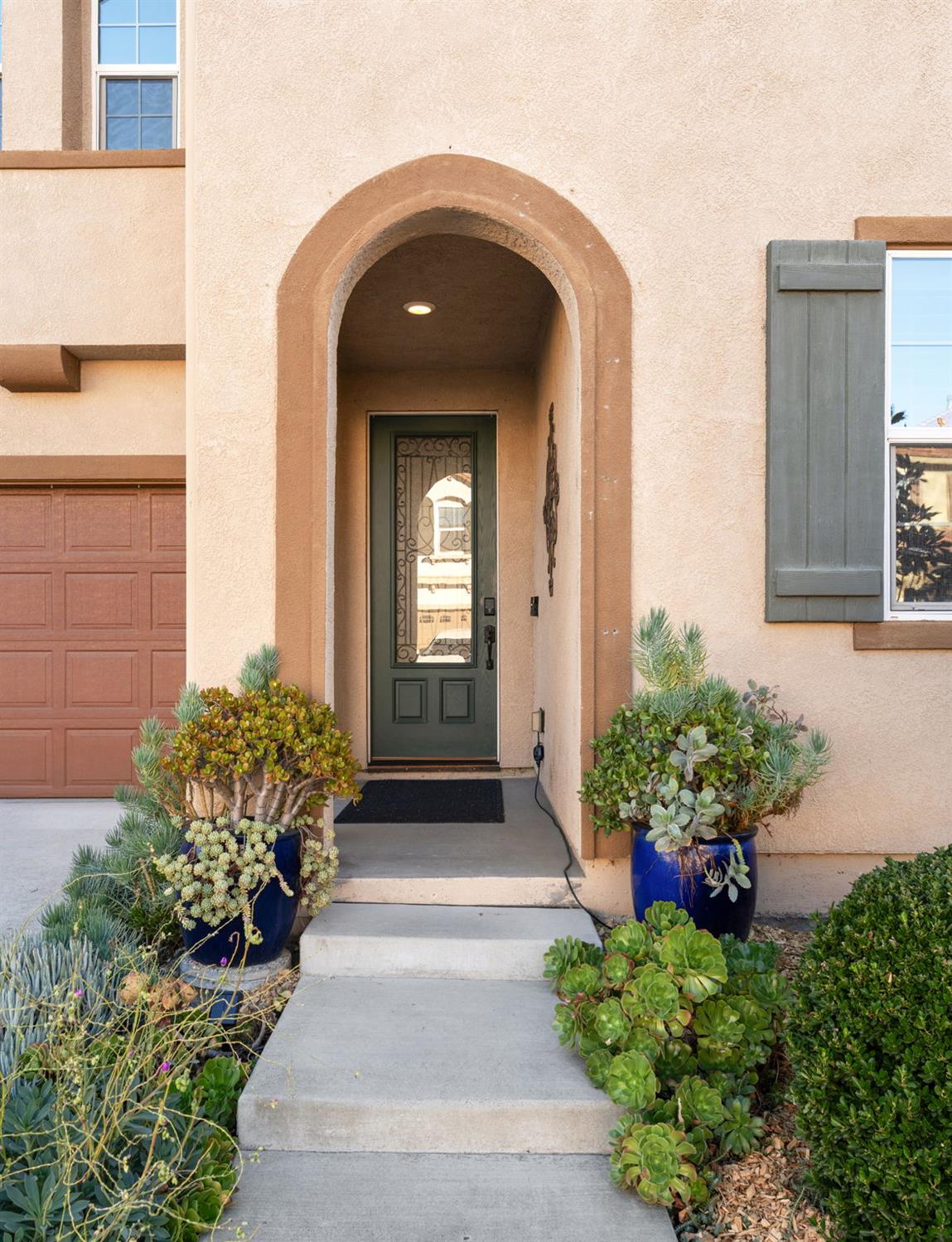 5212 Glimmer Way