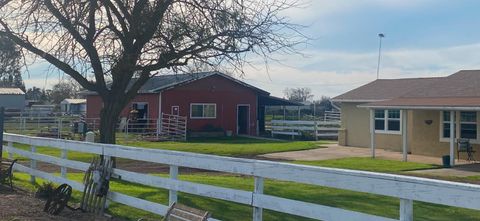 5801 Pleasant Valley Road Oakdale CA 95361