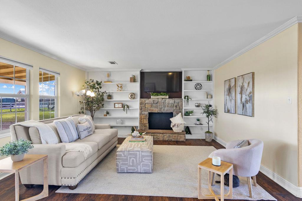 5801 Pleasant Valley Road