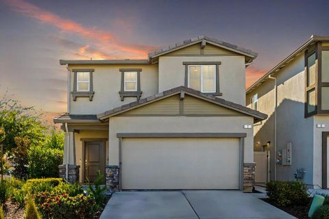 2 Bridgehome Court Sacramento CA 95834