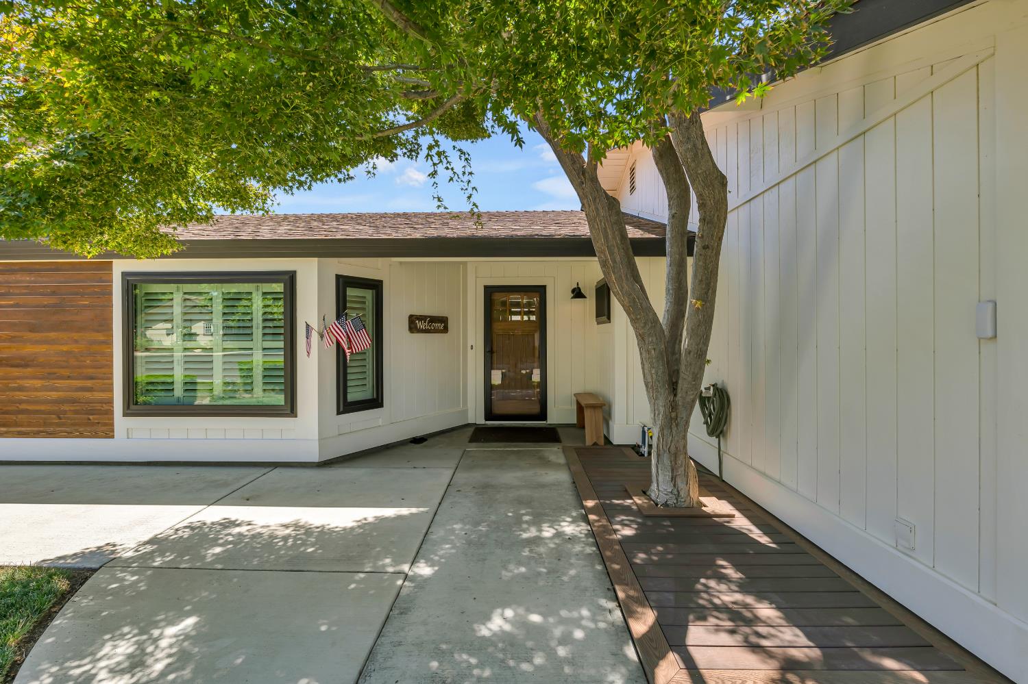 865 Notre Dame Drive