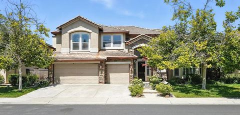 2624 W Pintail Way Elk Grove CA 95757
