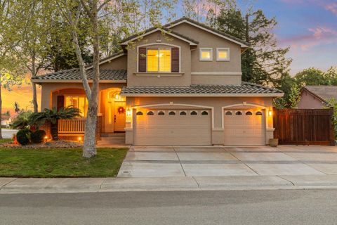 982 Whitford Court Galt CA 95632