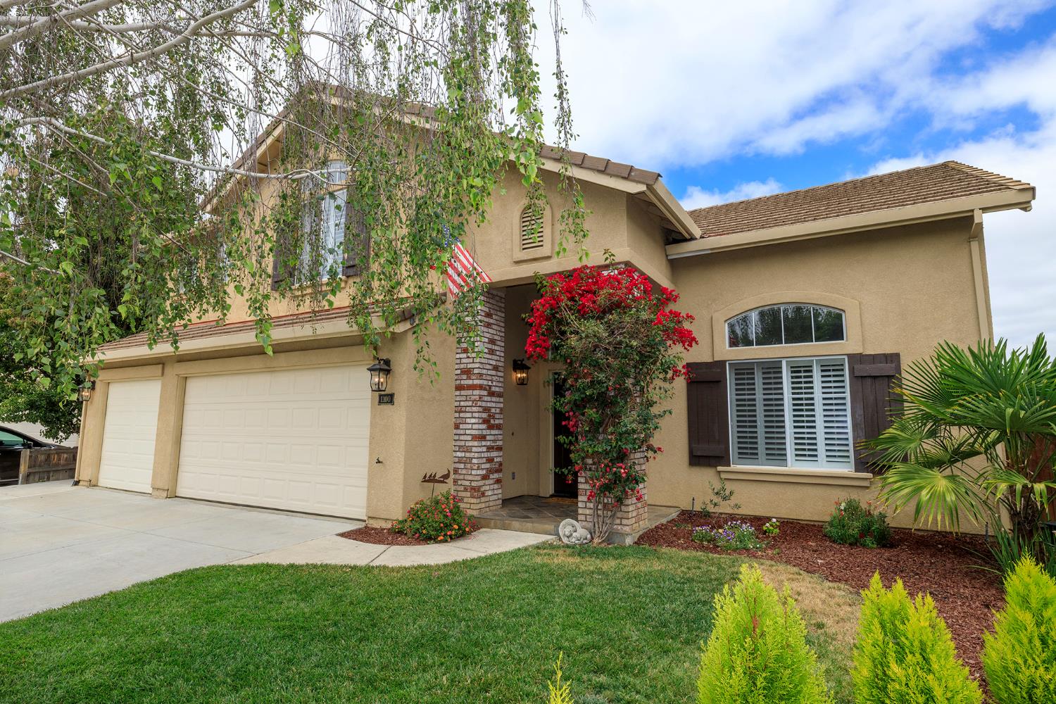 1100 Mulberry Court