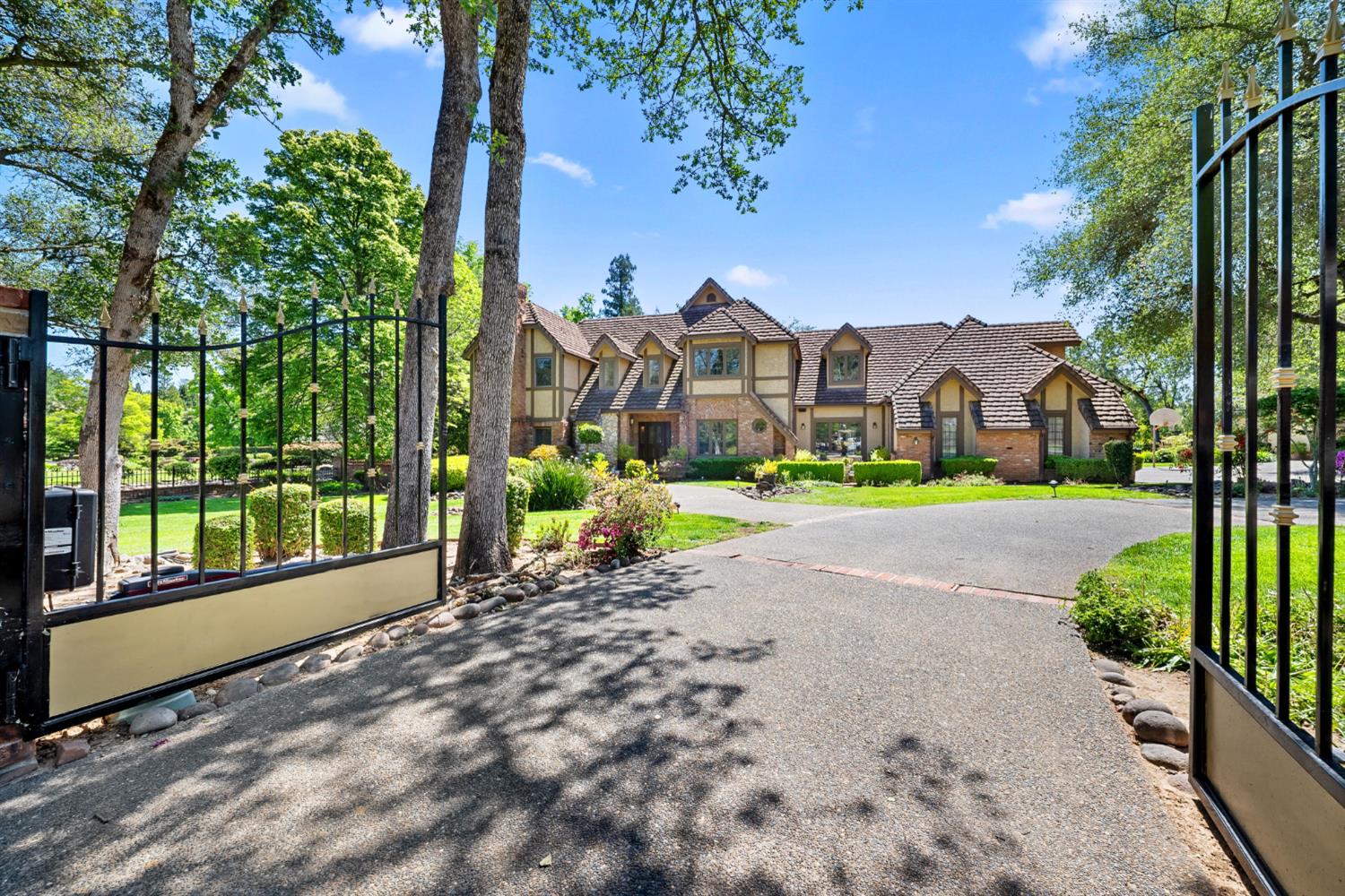 7900 Shelborne Drive
