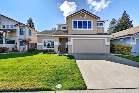 9122 Bungalow Way Elk Grove CA 95758