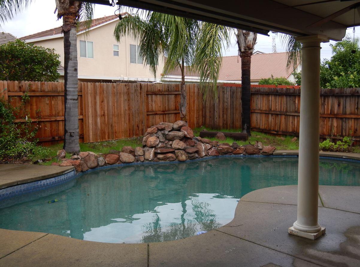 1824 Bottlebrush Circle