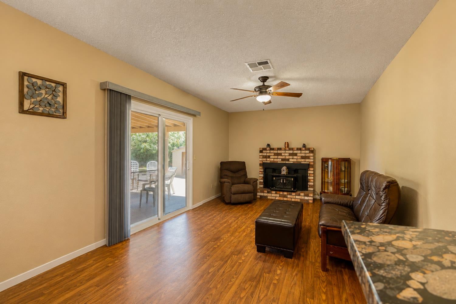 2940 Hughes Court - Photo 4