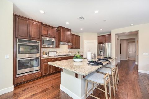 MLS: 225033805
