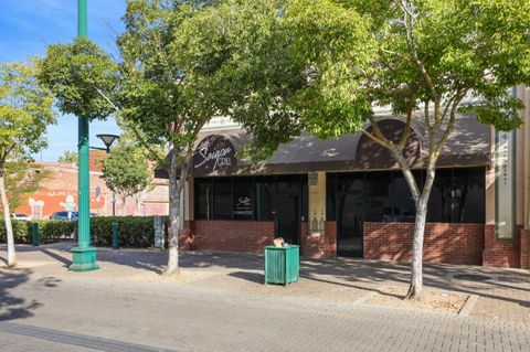 5 W Elm Street Lodi CA 95240
