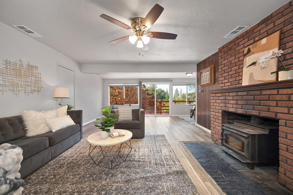 870 Little Cut Court