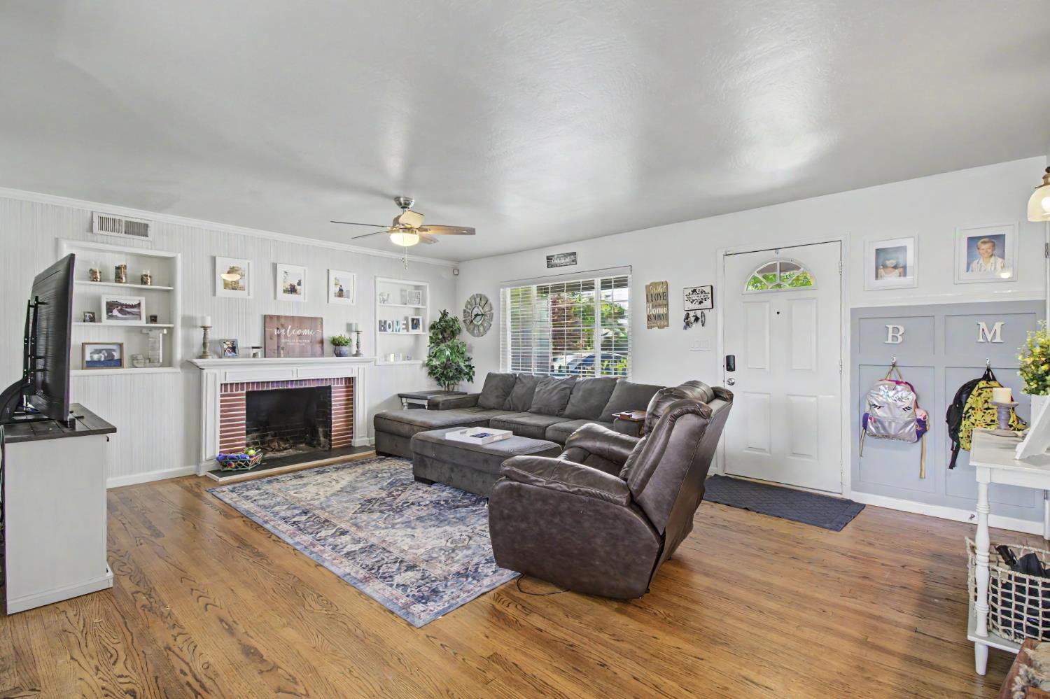 7039 Demaret Drive