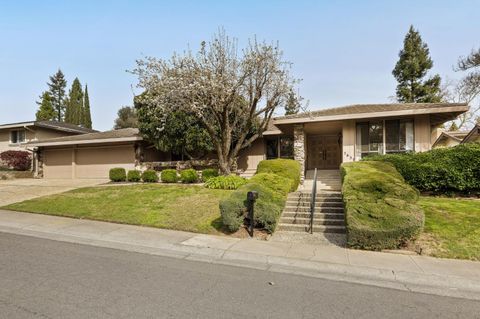 7637 Vasos Way Fair Oaks CA 95628