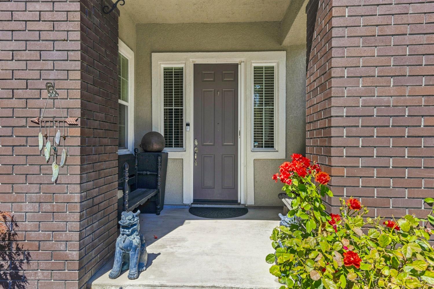 2700 E Cascade Street
