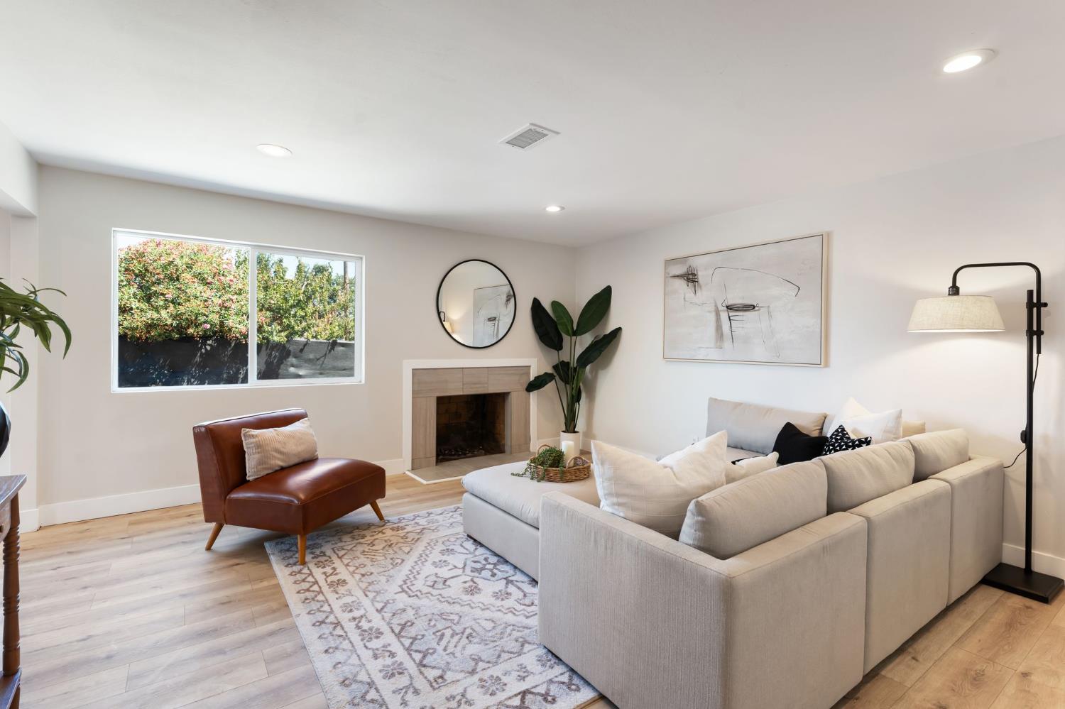 6363 Templeton Drive