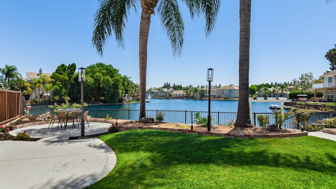 2236 Clear Lake Court