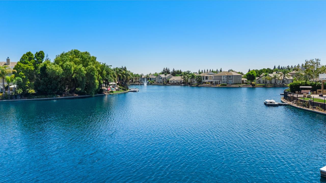 2236 Clear Lake Court