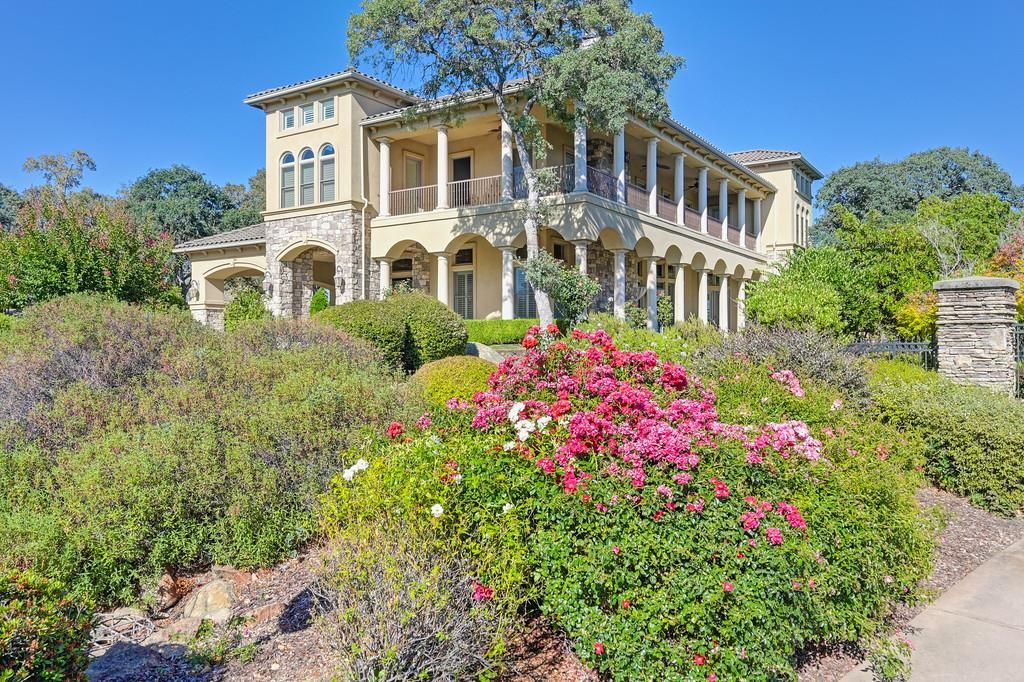 Photo of 185 Powers Drive, El Dorado Hills, CA 95762 (MLS # 226029526)