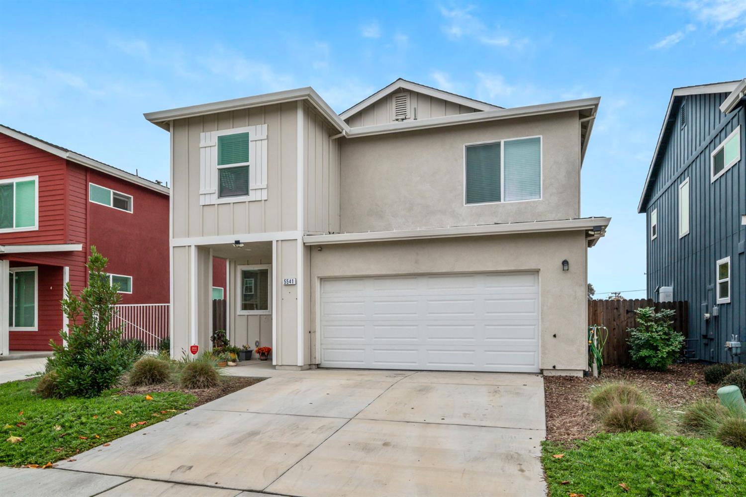 5541 Malibu Palm Court