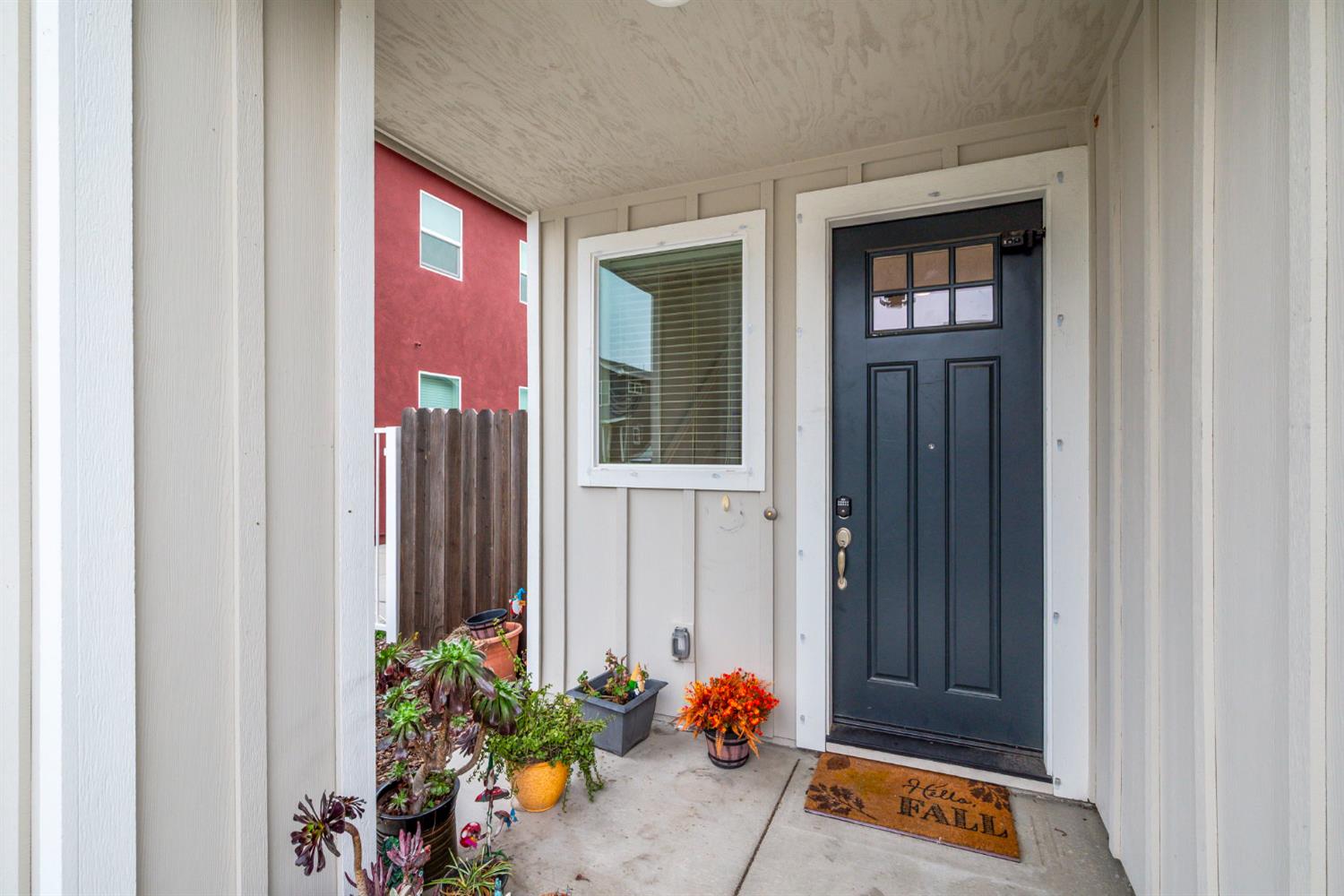 5541 Malibu Palm Court