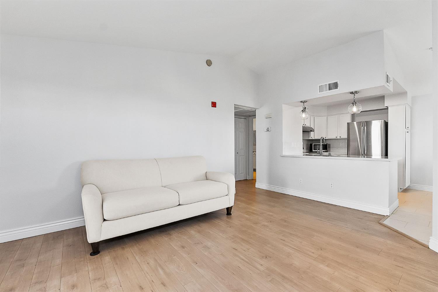 885 Halidon Way 1428