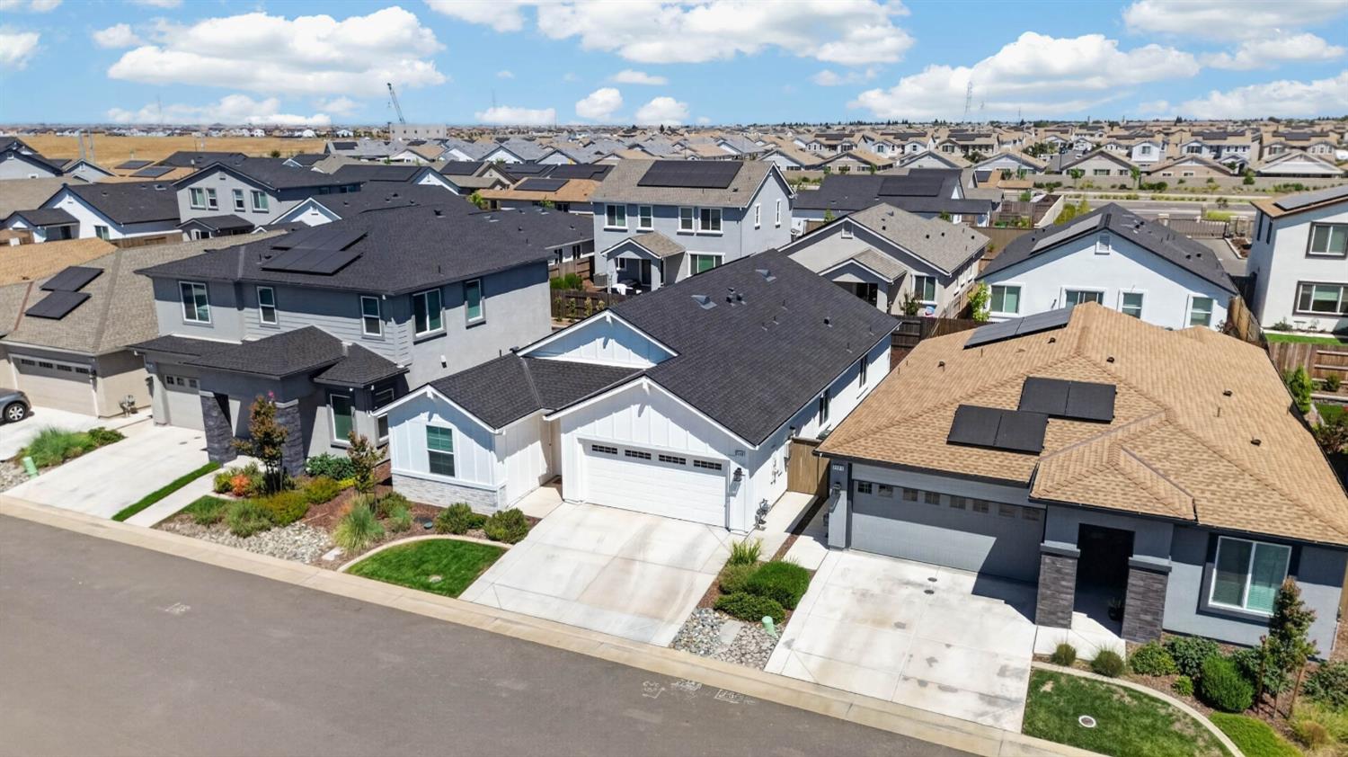 2113 Longmire Loop
