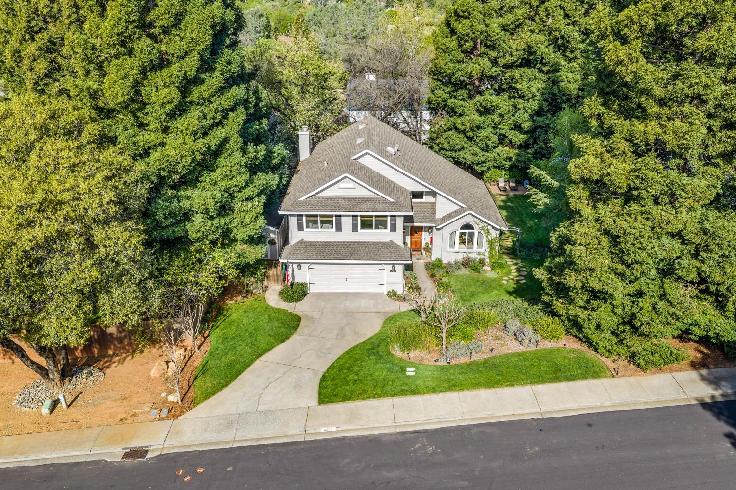 12609 Quail Hollow Drive