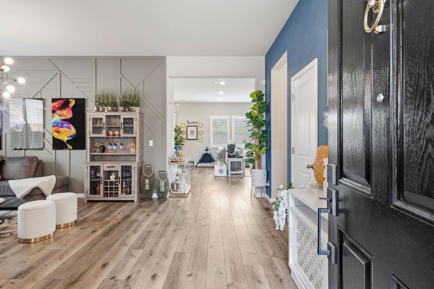2185 Cumberland Loop