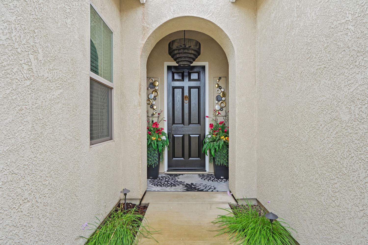 2185 Cumberland Loop