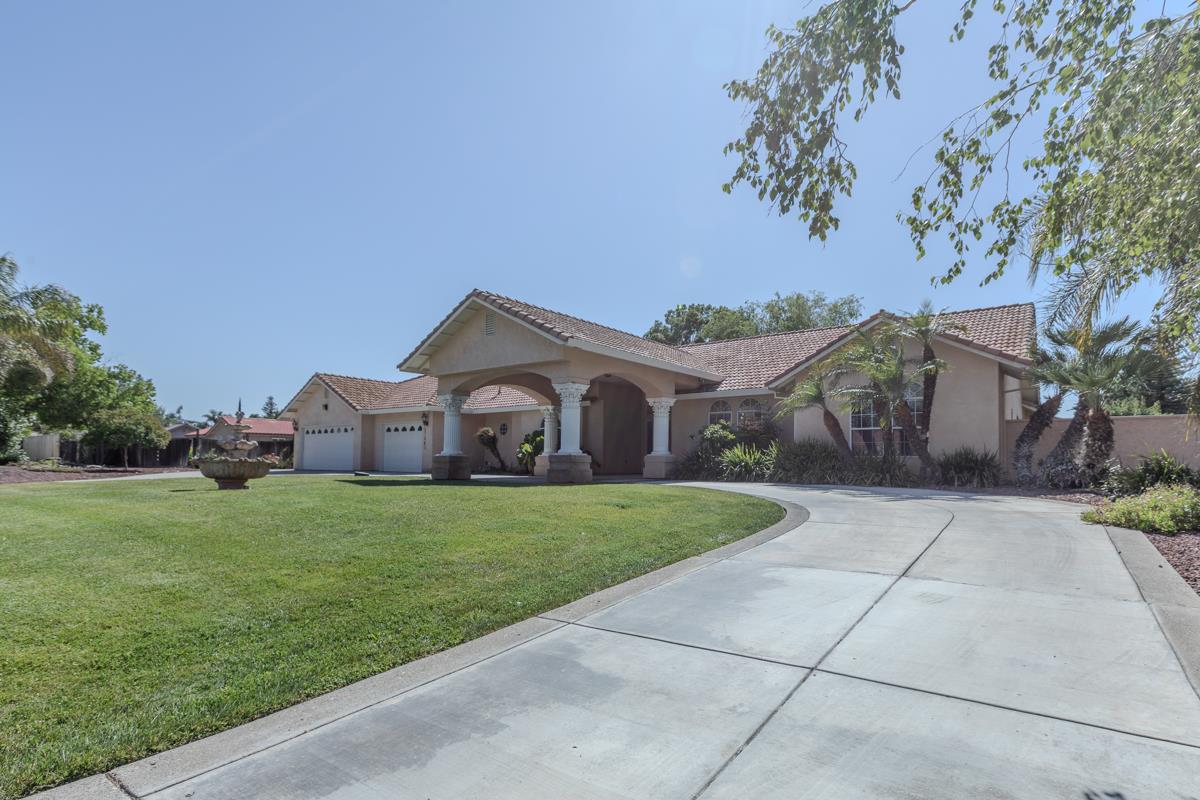 27083 Lillegard Court