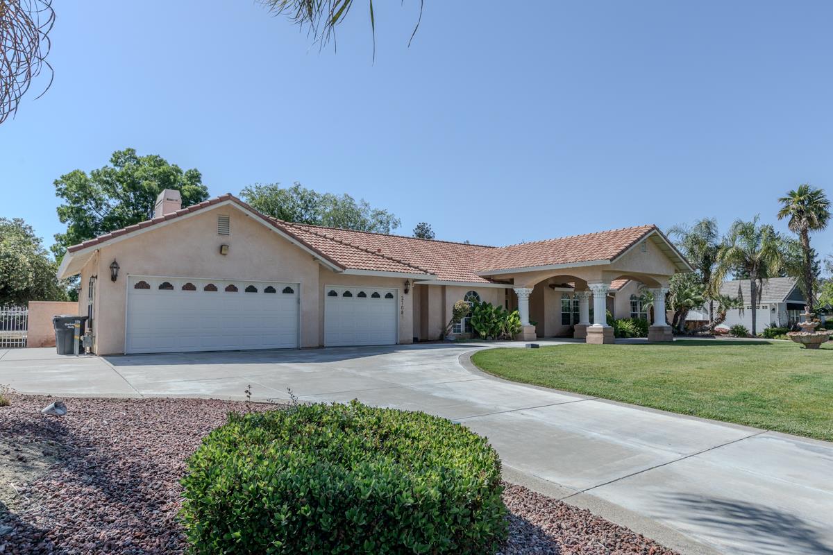27083 Lillegard Court