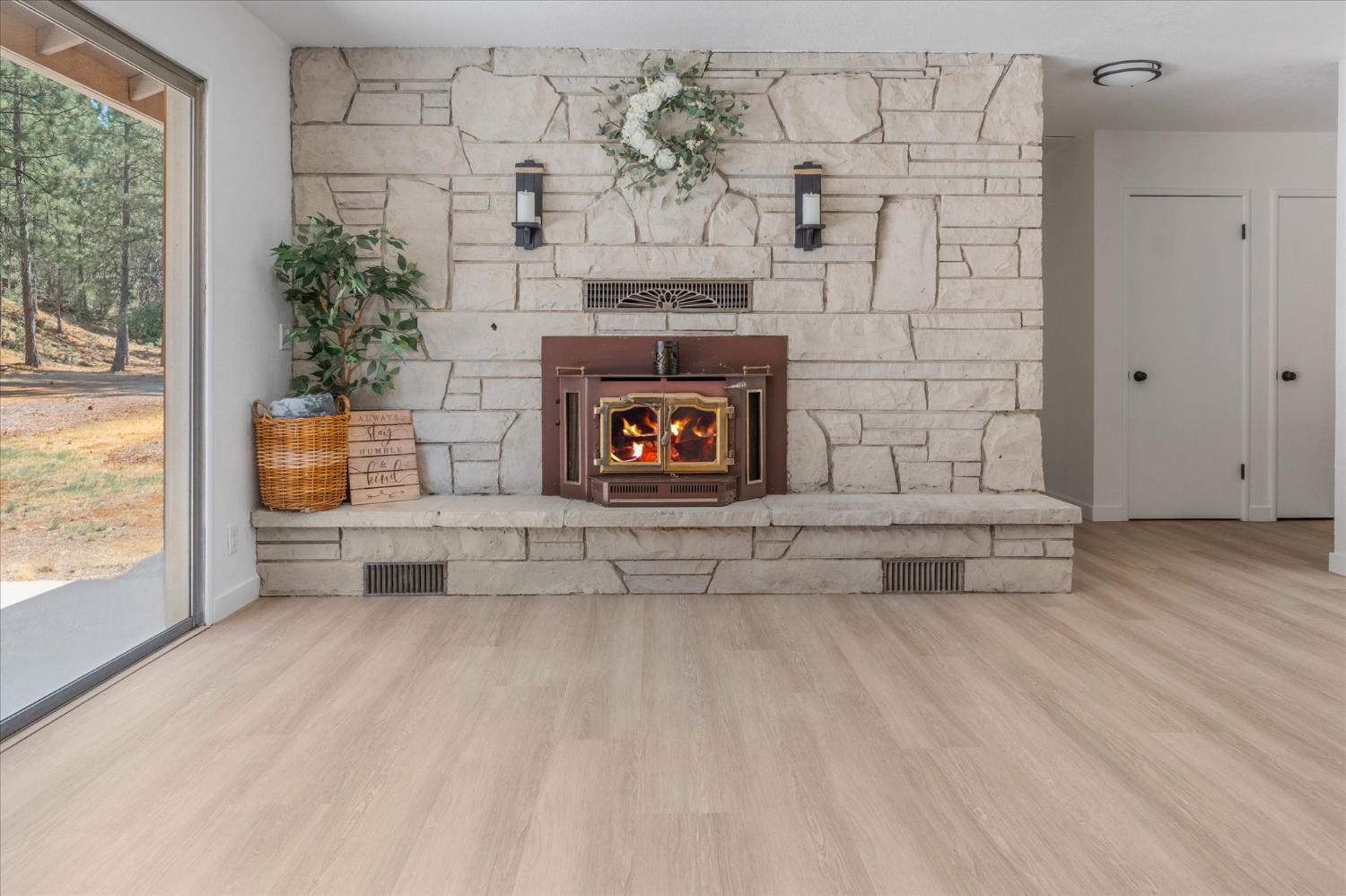 1997 Independence Cemetery Road