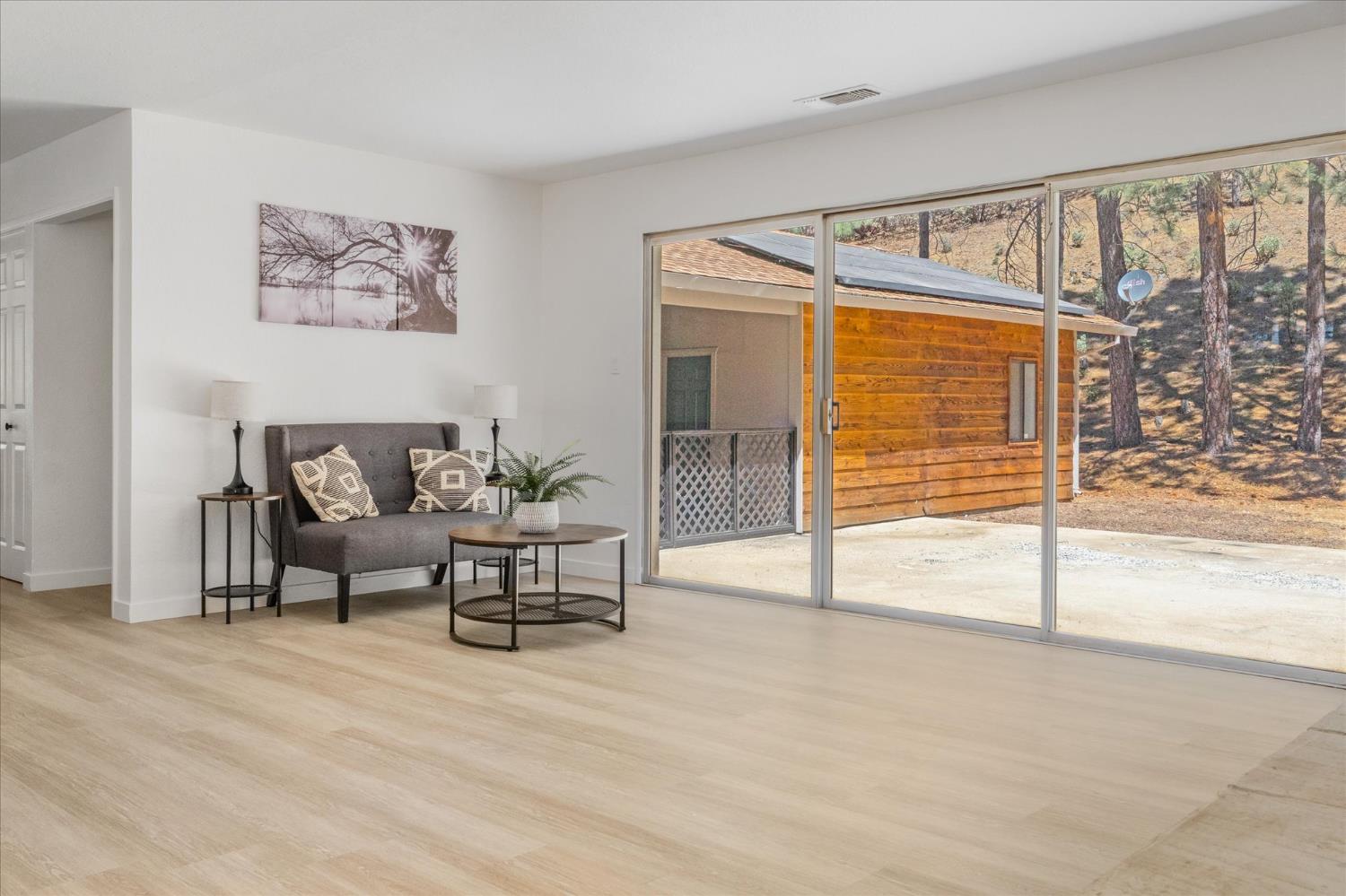 1997 Independence Cemetery Road