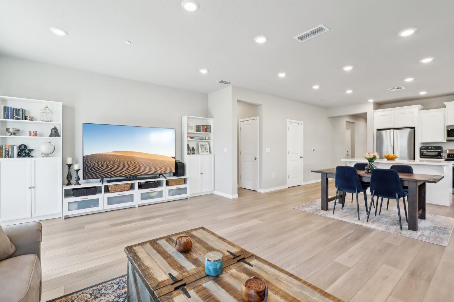 2136 Longmire Loop