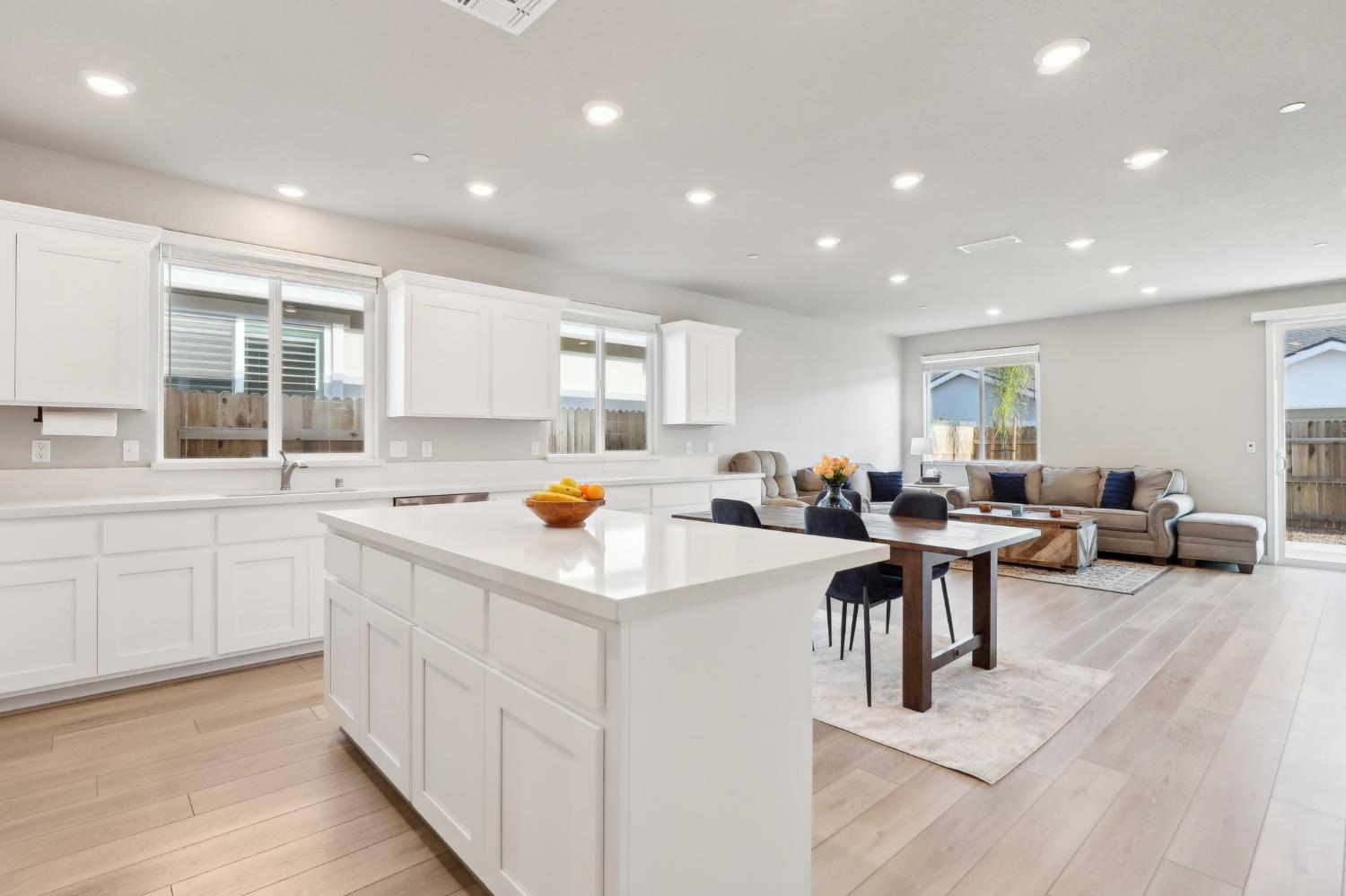 2136 Longmire Loop