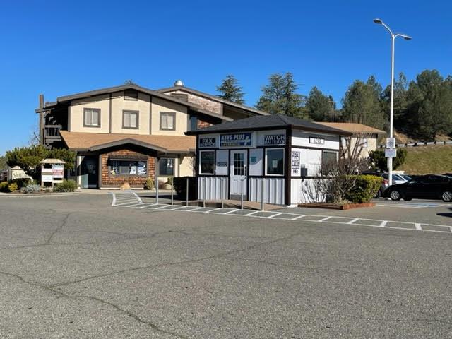 2864 Ray Lawyer Drive