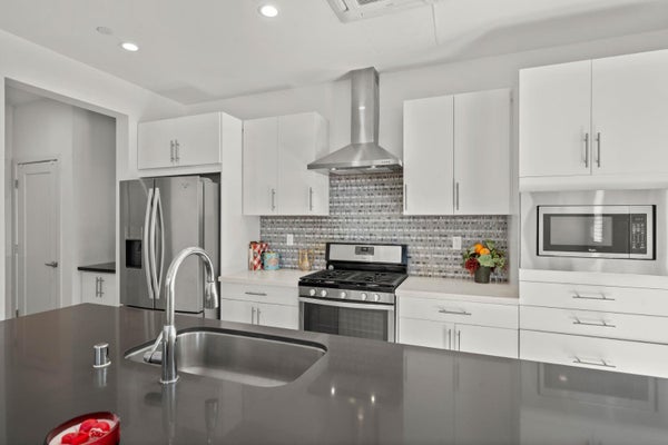 2689 CLEAT LN APT 38A, SACRAMENTO, CA 95818 - Image 8a045935f983ff9518a01fd01e0366a7/4171028820