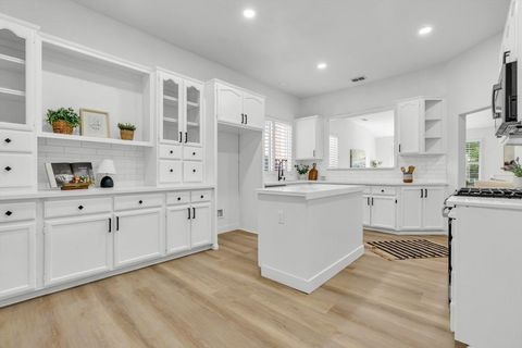 MLS: 225050586