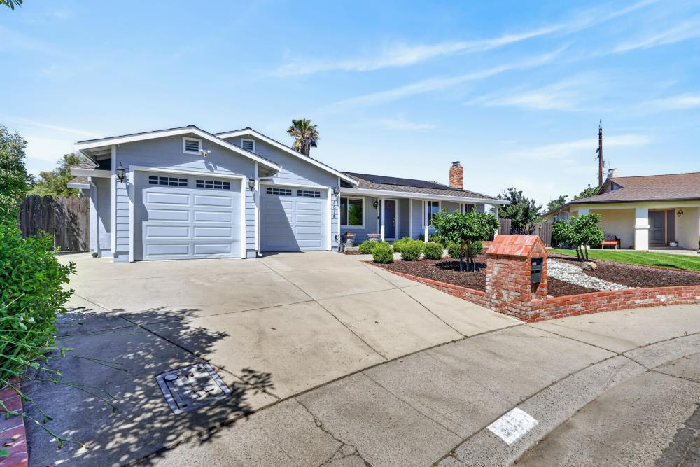 5016 Olive Oak Way