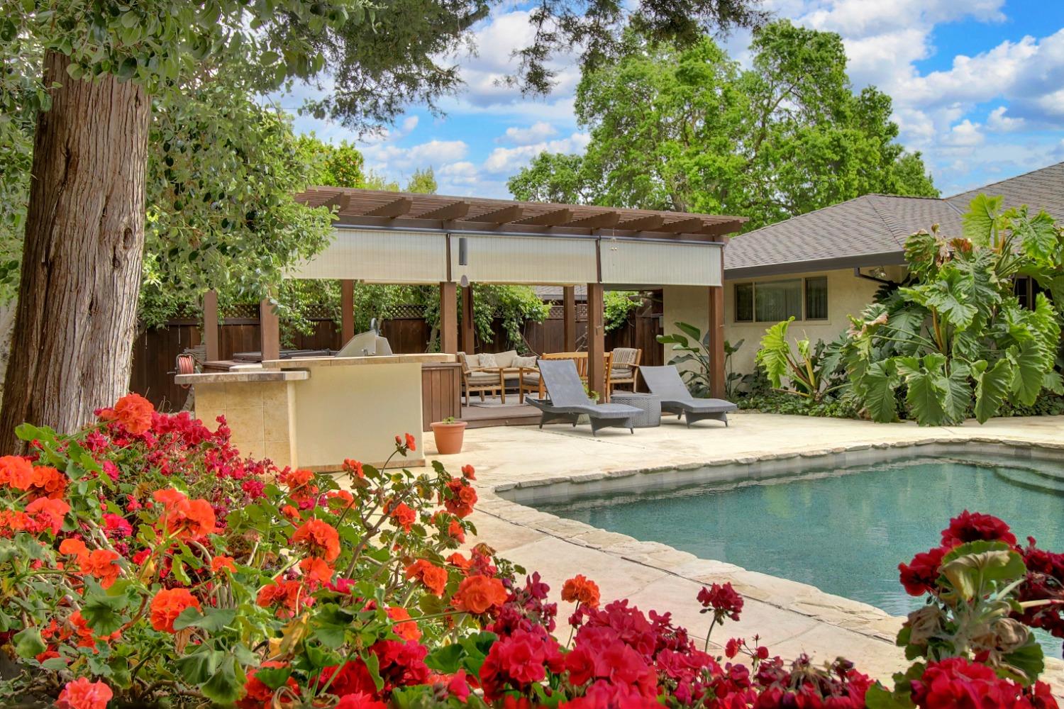 3841 American River Drive