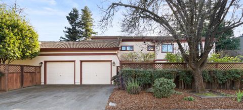 1327 Torrey Street Davis CA 95618