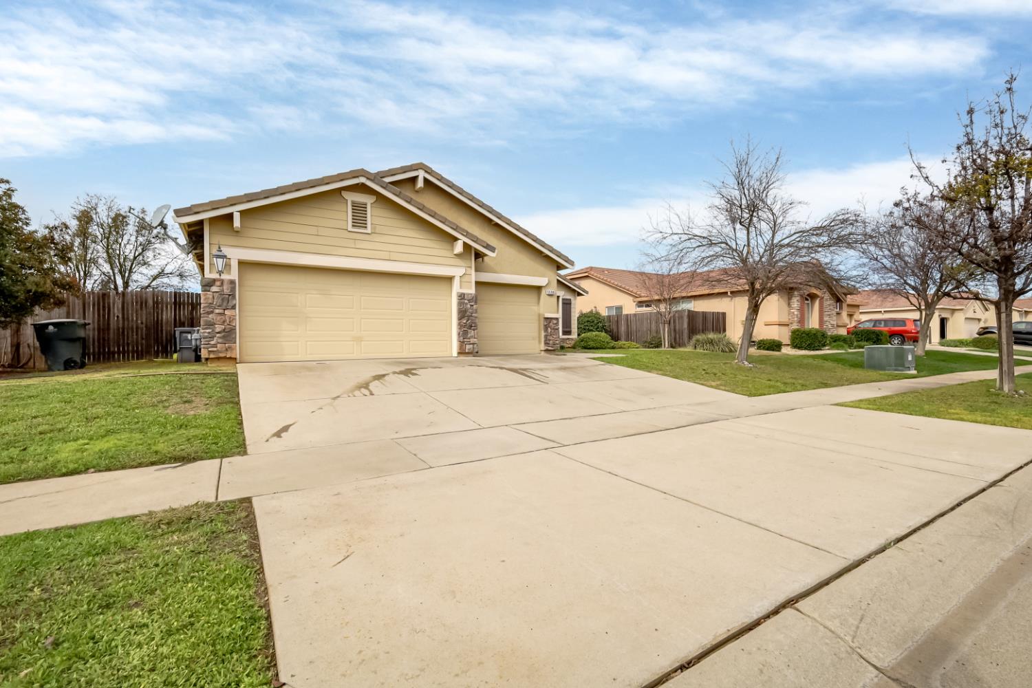 5598 Turnberry Drive