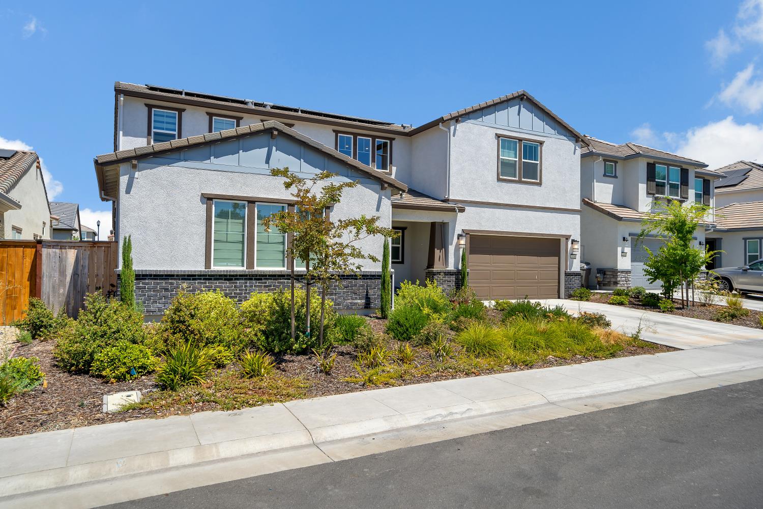 1056 ELITE Street