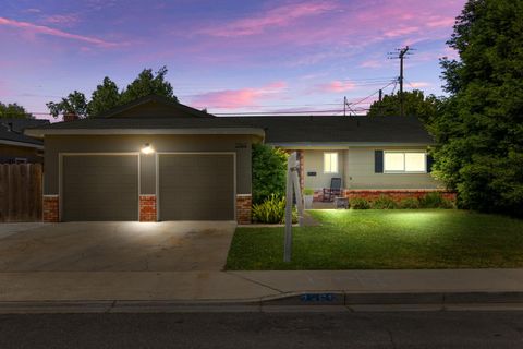 2365 E Marshall Street, Turlock, CA 95380 - MLS#: 225063682
