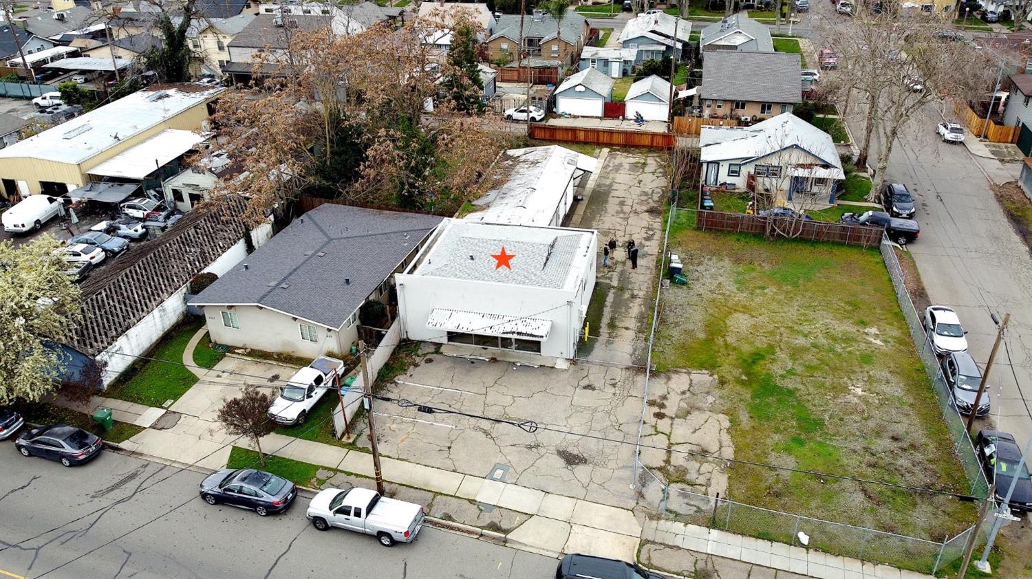 631 N Sacramento Street