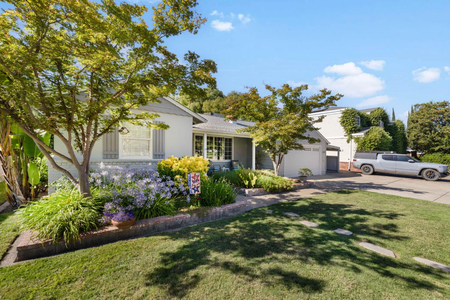 4013 Esperanza Drive