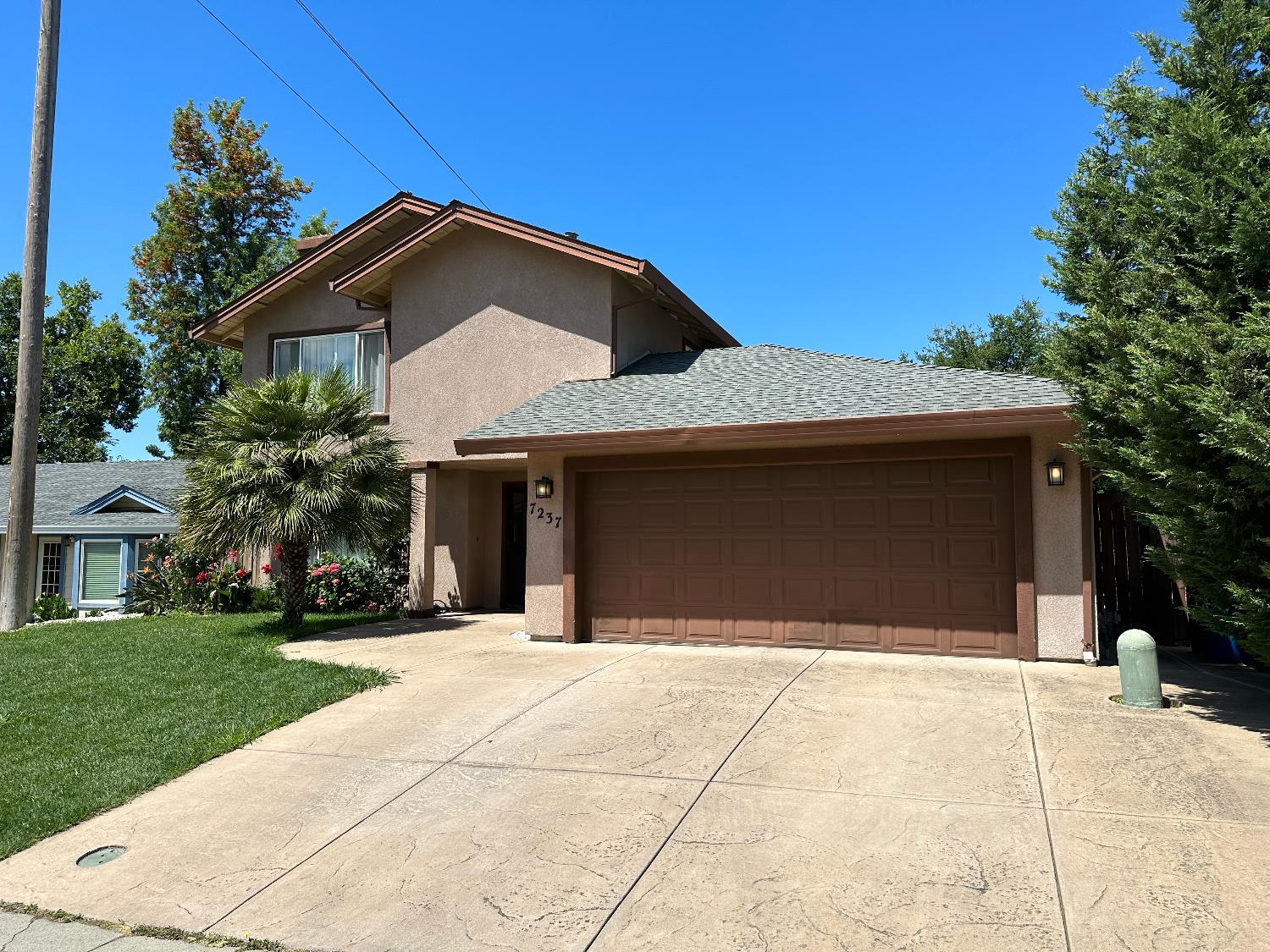 7237 Holworthy Way