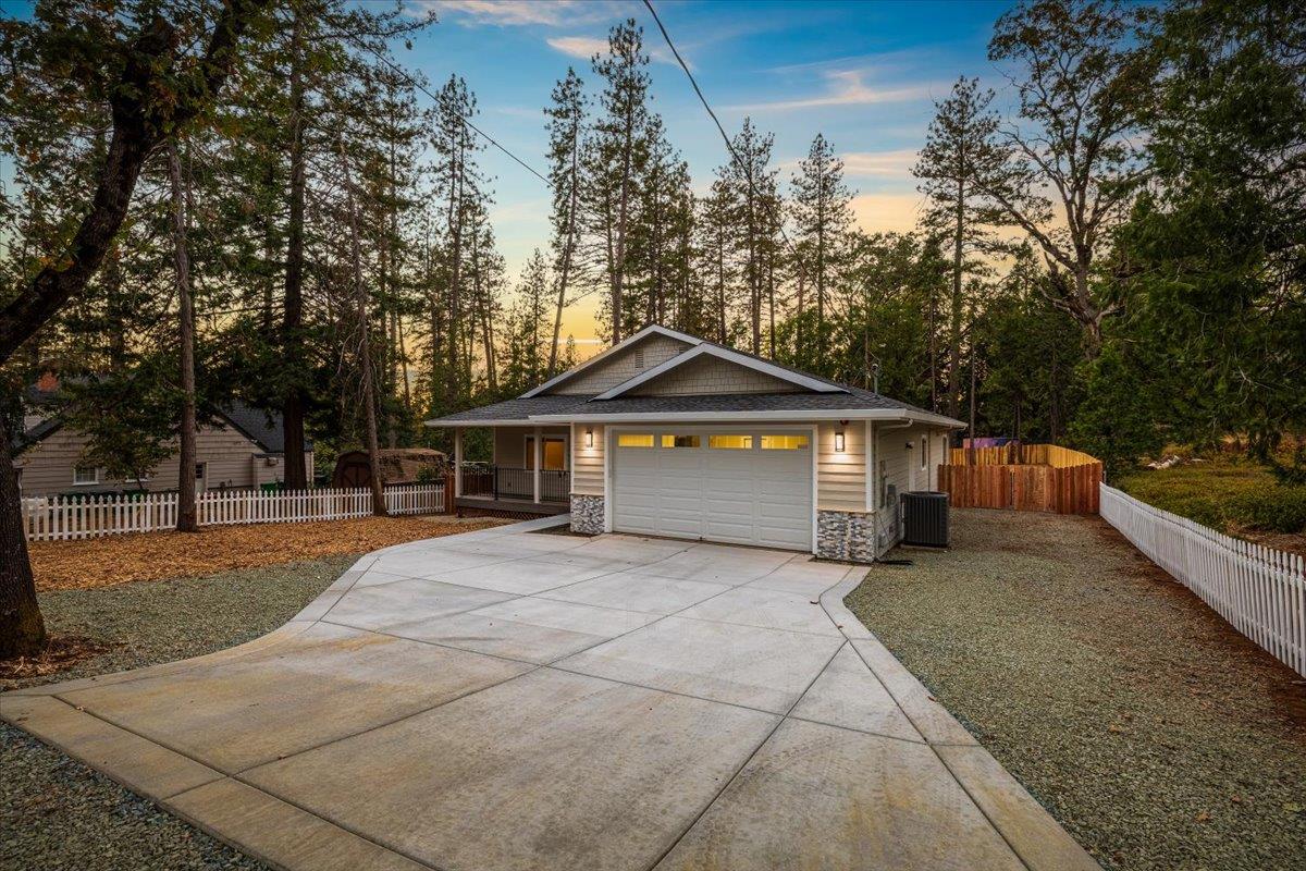 10034 Greenwood Road